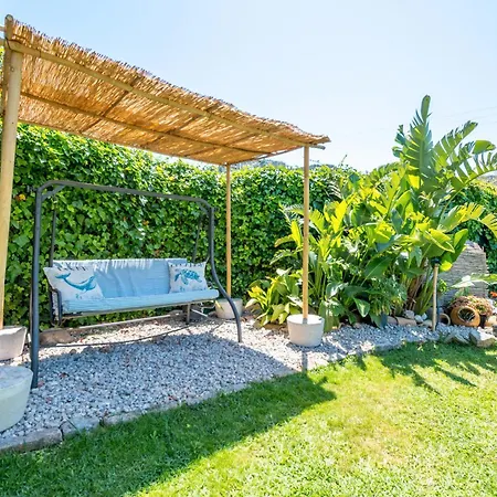 Villa Freixa - *